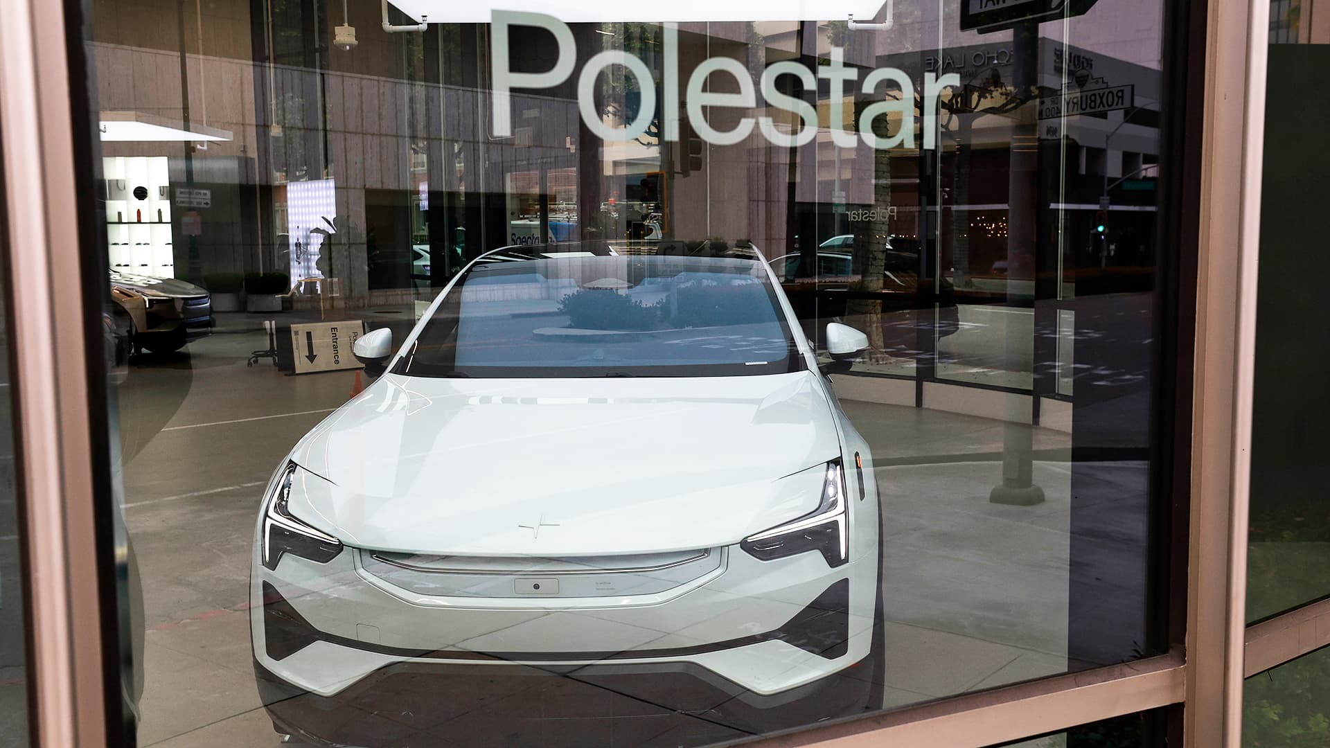 ‘We Don’t Know What We’re Doing’: Inside the Post-Ban Chaos at Polestar Dealerships