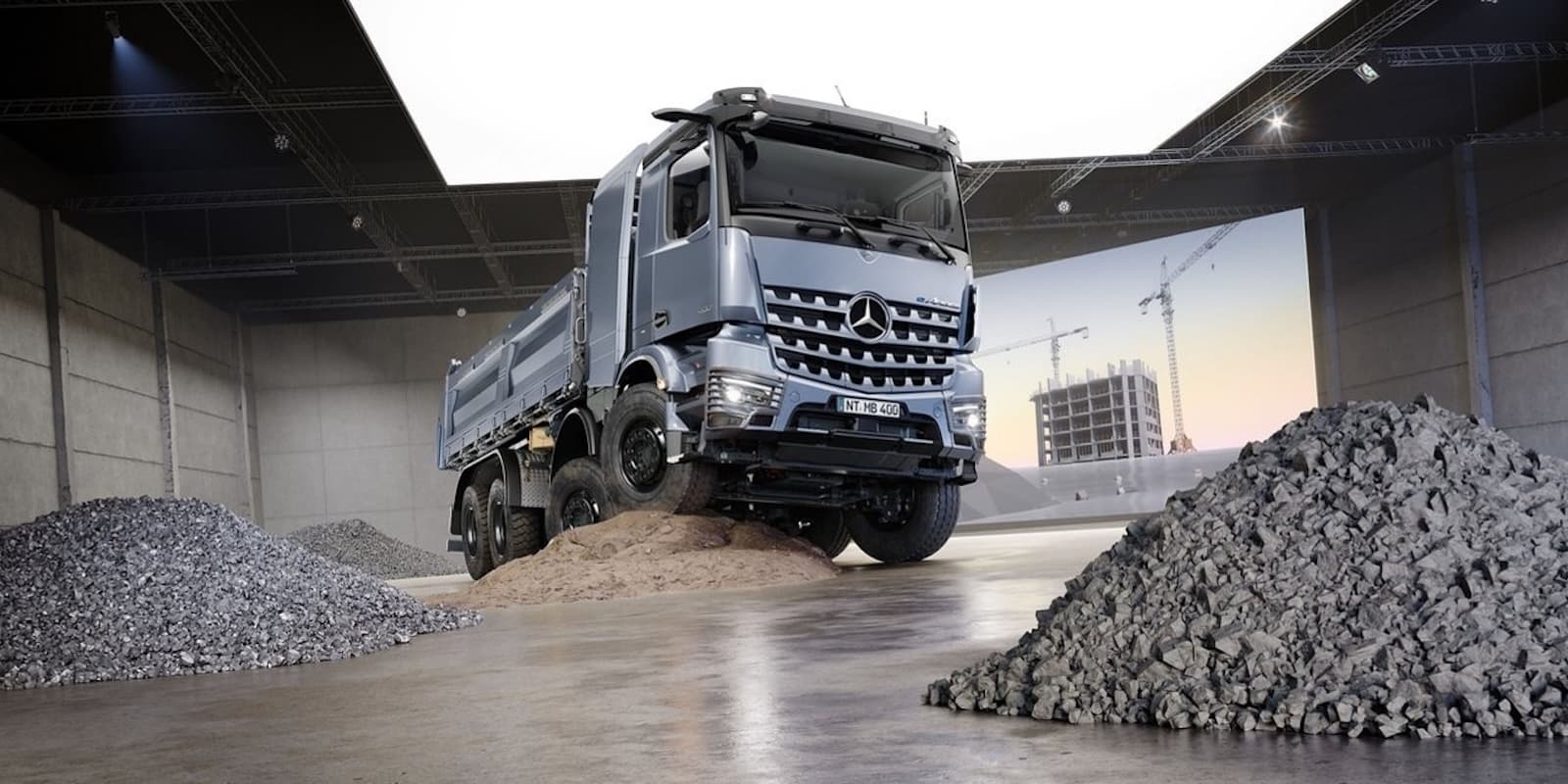 Hot and ready: Mercedes is taking orders for its new eArocs 400 vocational truck