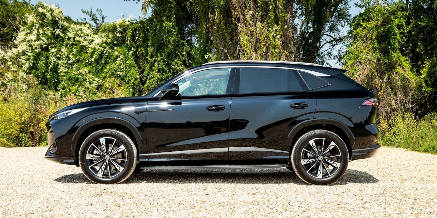 MG 汽車公布 2027 年電動化藍圖，將推出半固態電池 PHEV 與純電小車