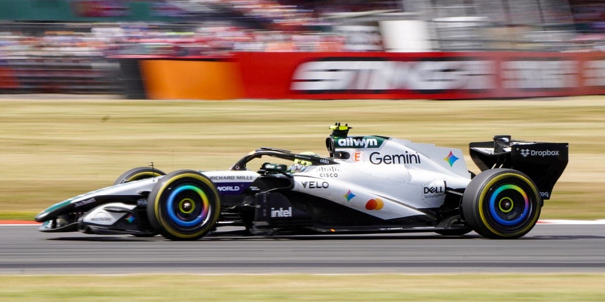 McLaren 車隊賽事布局更新：IndyCar 簽下傳奇車手，F1 發展策略轉向