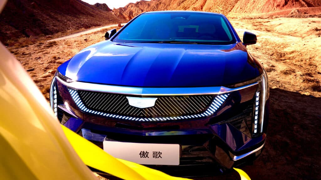 通用汽車電動化策略浮現：凱迪拉克 Escalade IQ 續航達 740 公里，並投入自動駕駛測試