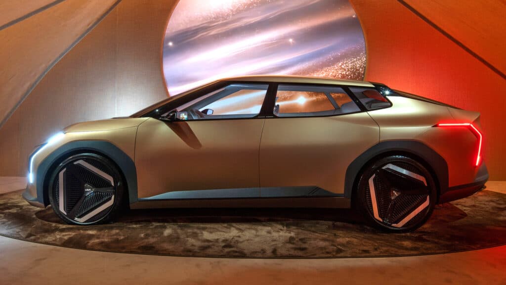 Kia 電動商用車 PV5 日本市場啟動，Tasman 皮卡澳洲降價最高 1.3 萬澳元