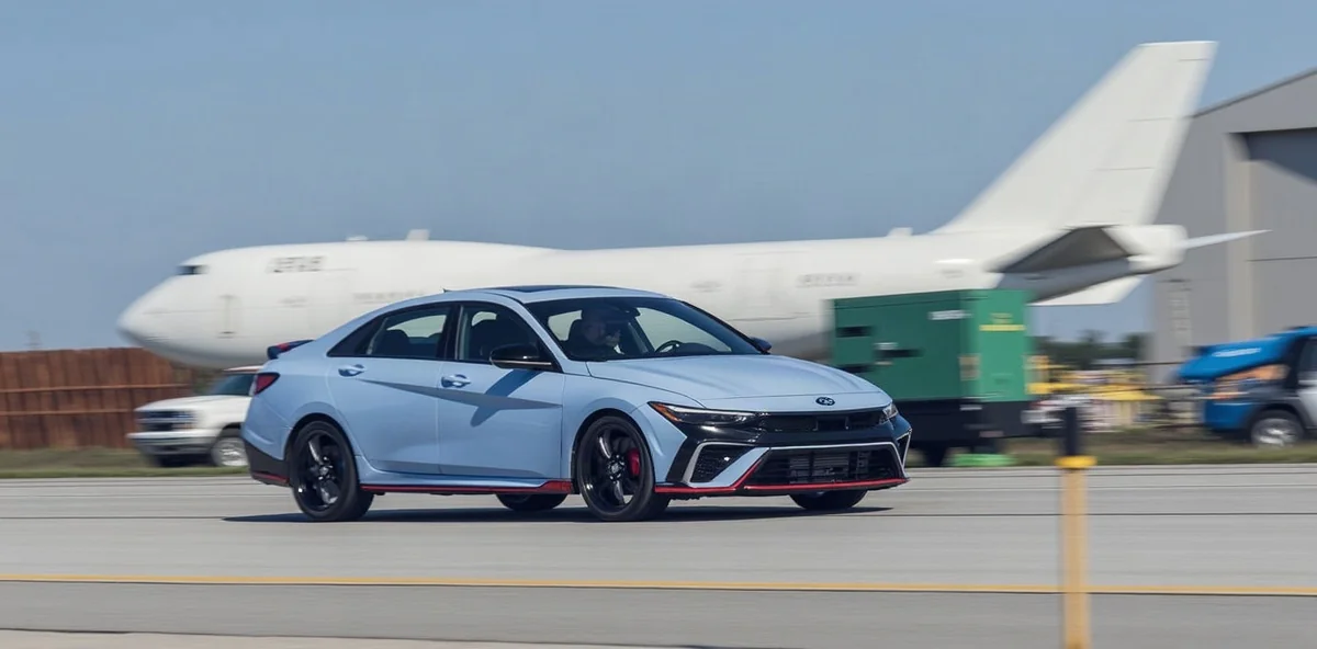 Hennessey Blackbird 發表：6.2升V8手排超跑，限量71台日本售價3.75億日圓