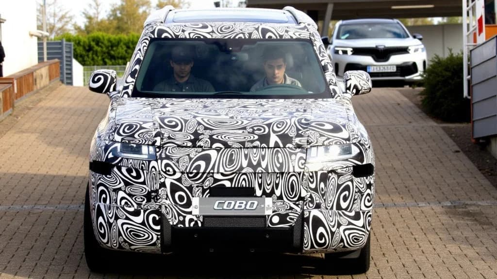 Land Rover 2027 Range Rover Sport 特仕版與 Baby Defender