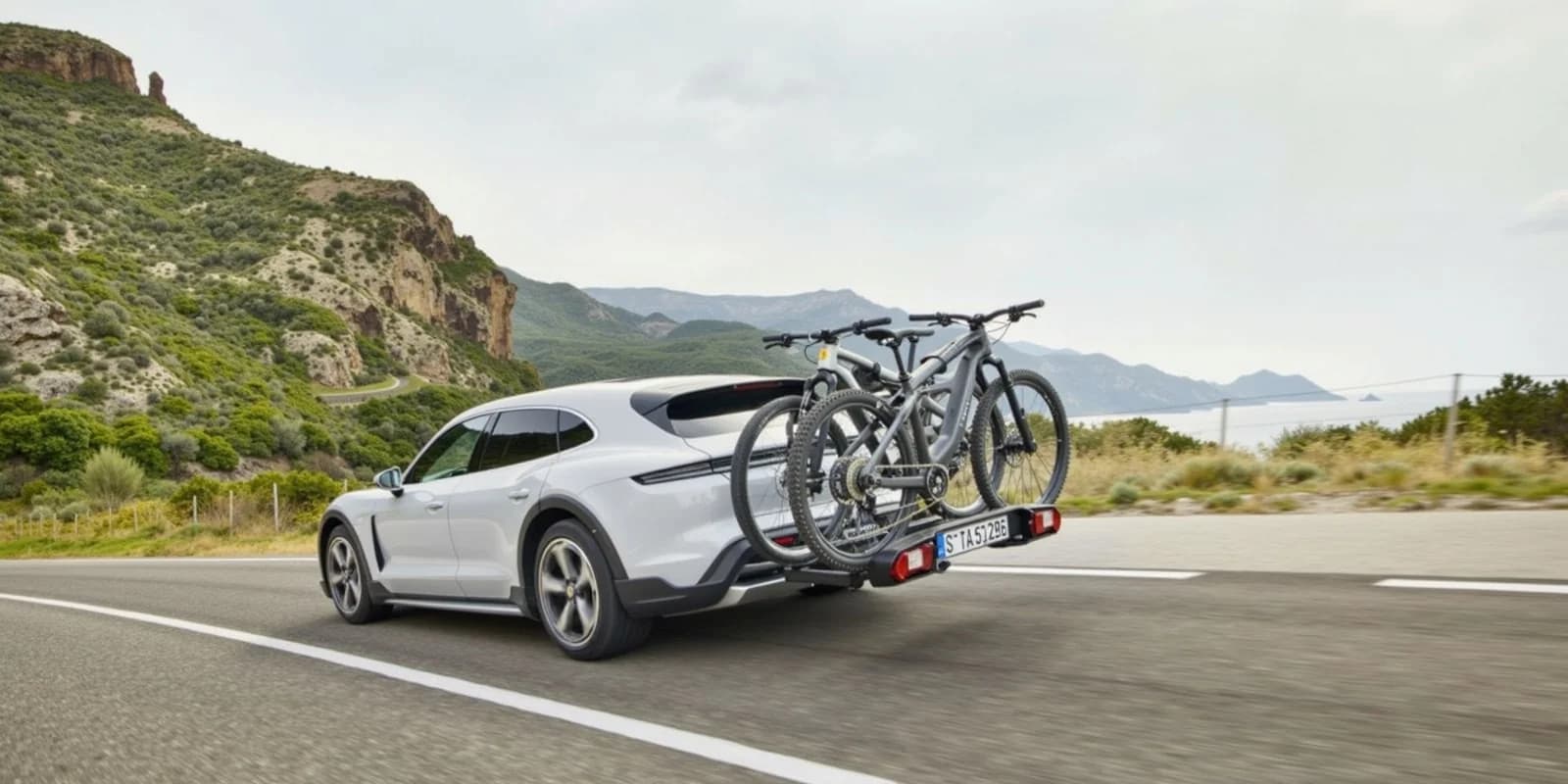 保時捷 2026 年 Cayenne Coupe Electric 登場，馬力上看 1,139 匹，並調整產業佈局