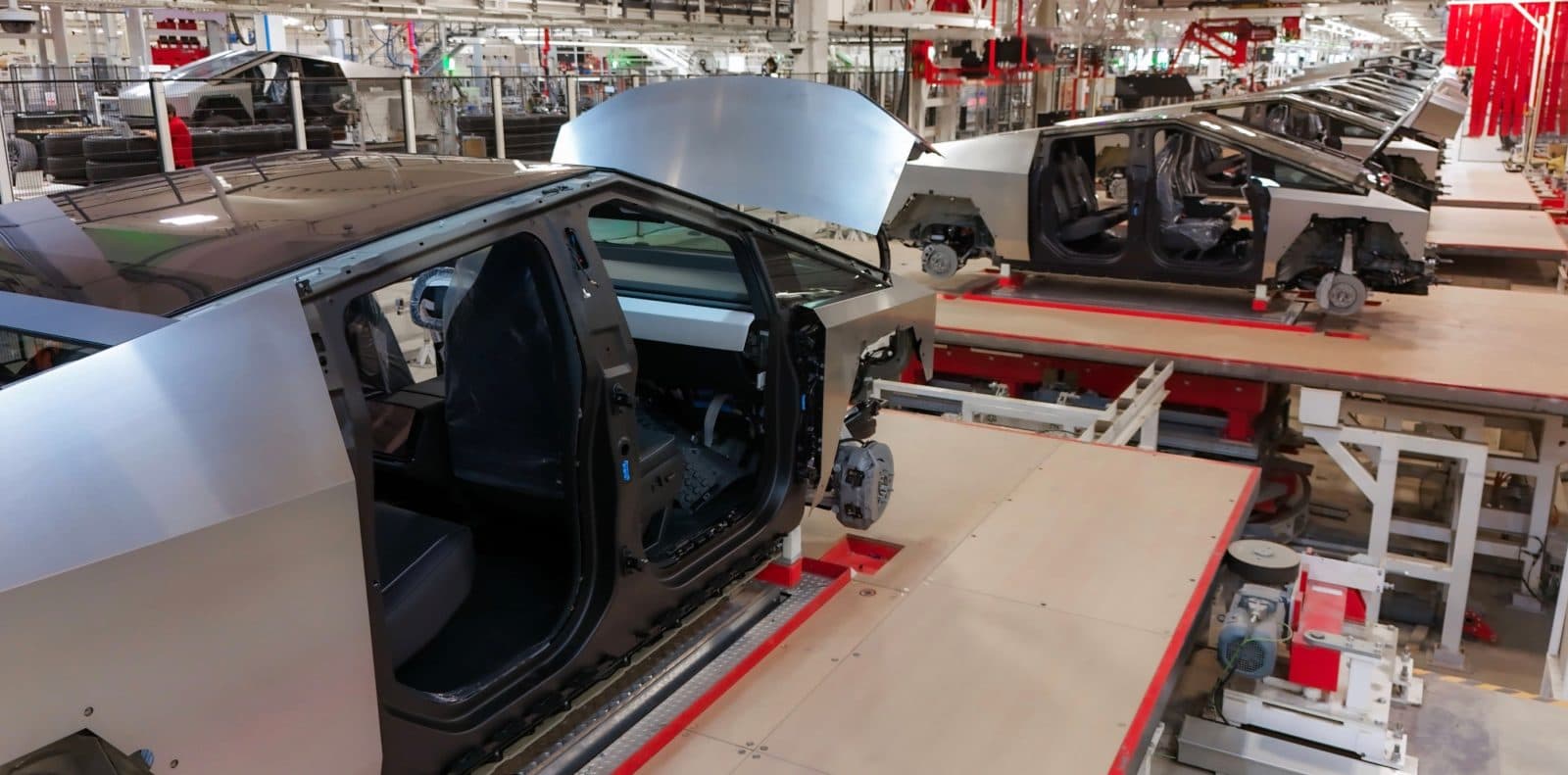 Tesla Roadster新世代車型10月1日全球首發，Cybertruck價格上漲5,000美元