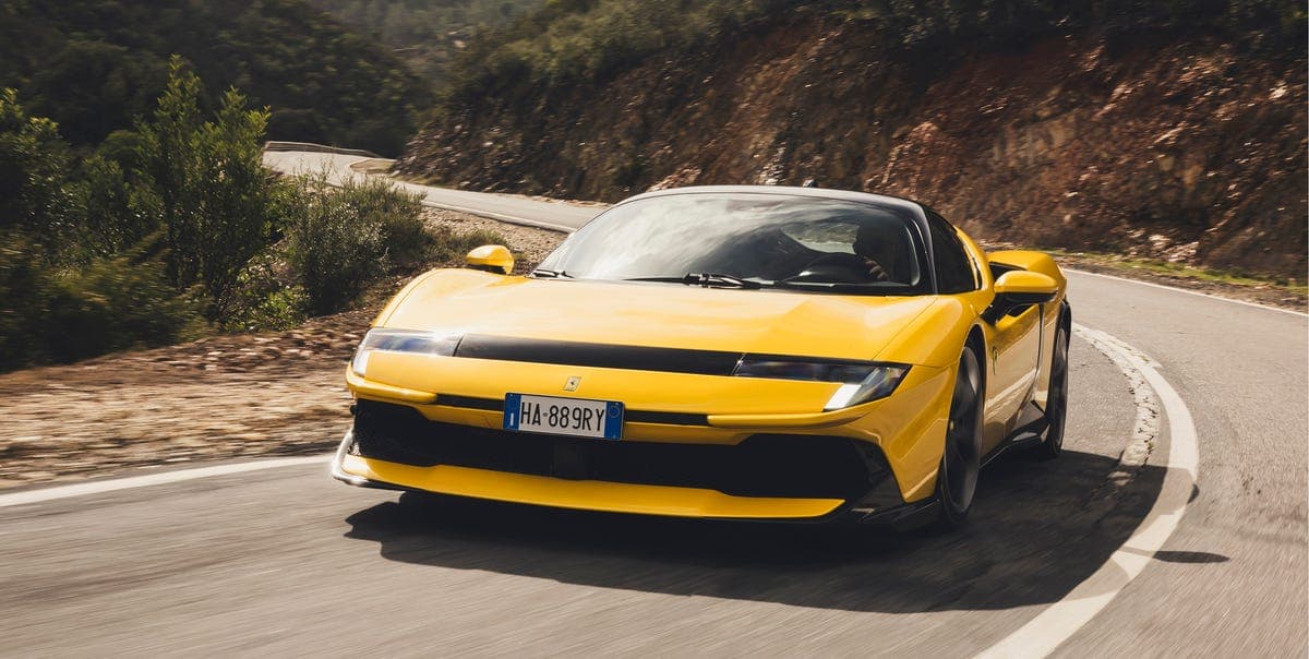 法拉利 V12 引擎專利揭示未來動力，2027 年 Testarossa 新車型受矚