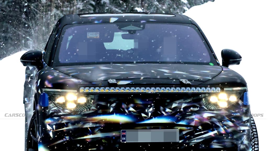 Bentley 調整電動車策略並裁員 275 人，聚焦混合動力與單一電動車