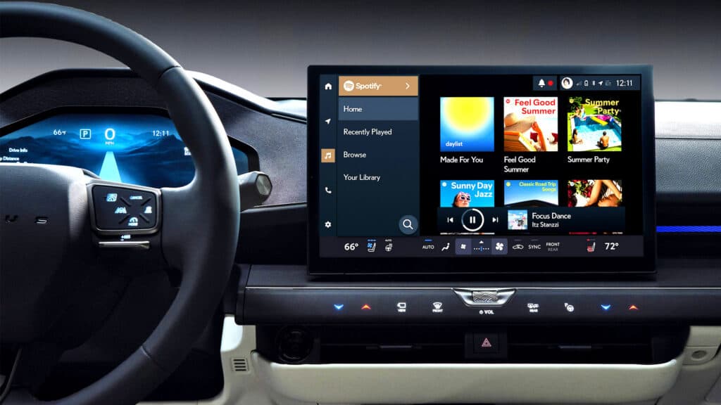 Lexus’s New ES Infotainment Acts Like A Tablet, Talks Back In The Gender You Pick