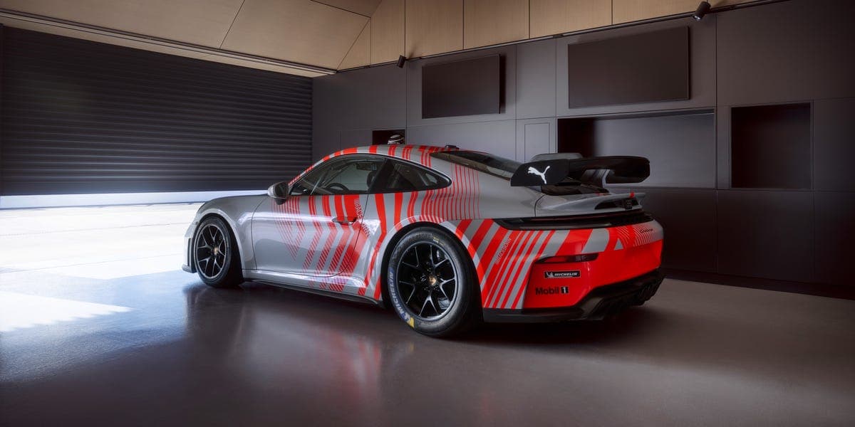 保時捷 911 Challenge 賽車亮相，入門級車型定價 27.5 萬美元，預計 2027 年投入北美賽事